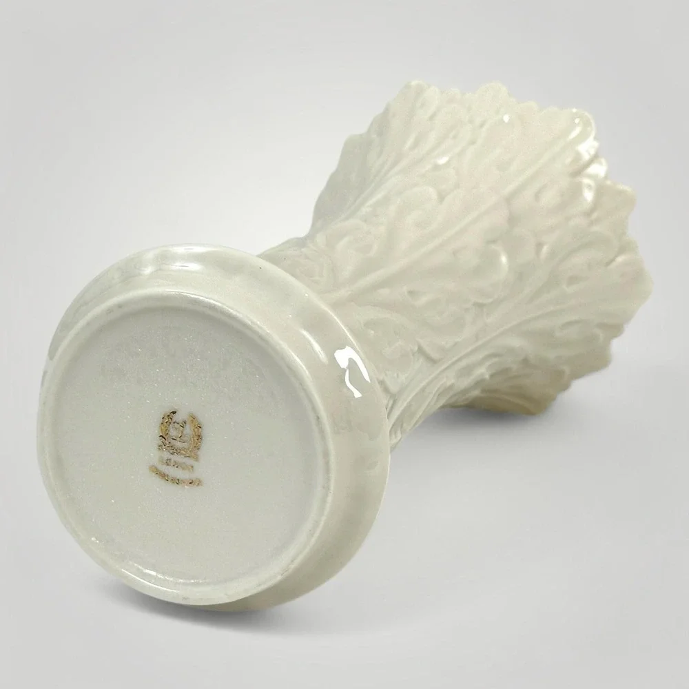 Lenox elegant woodland